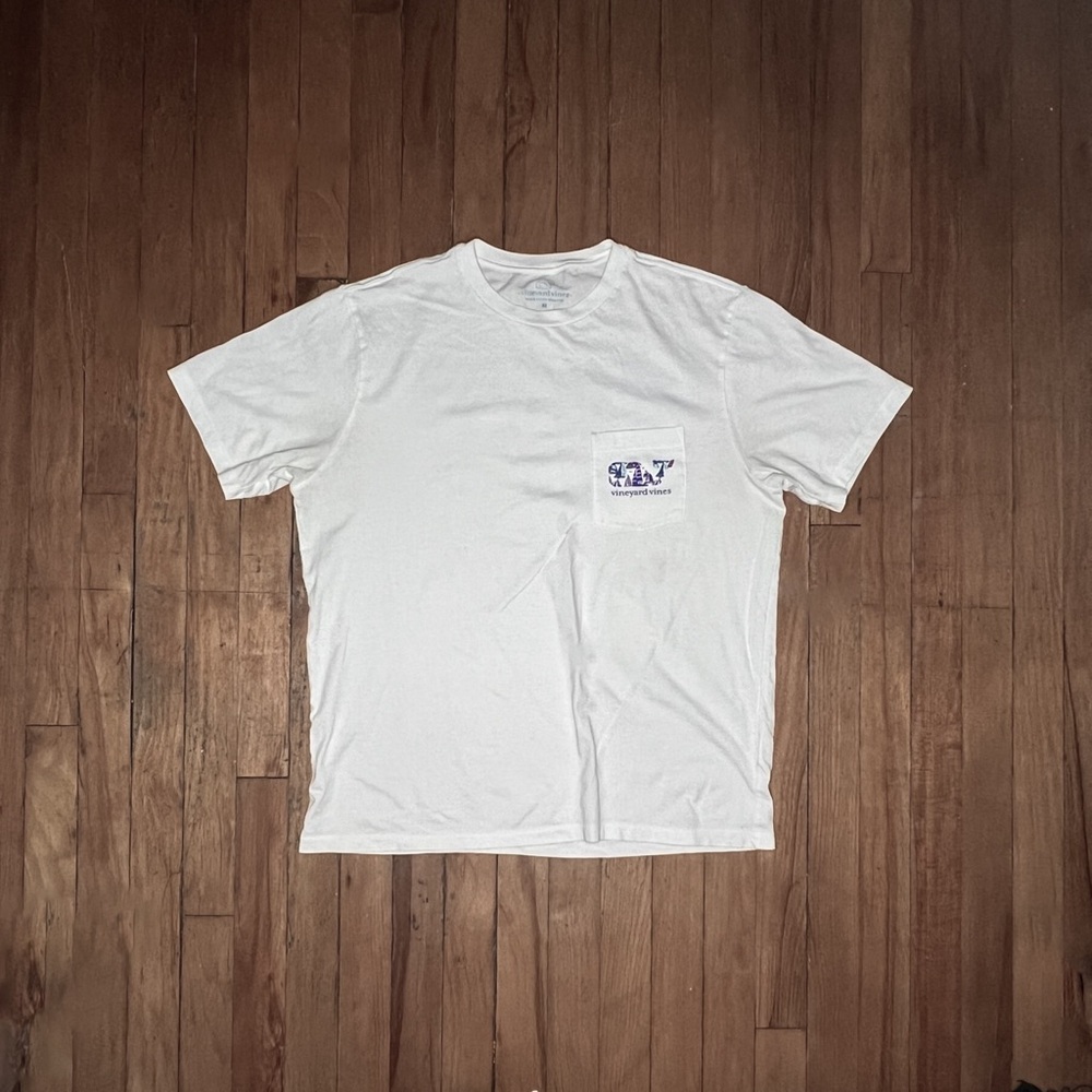 Vineyard Vines White Graphic Tee